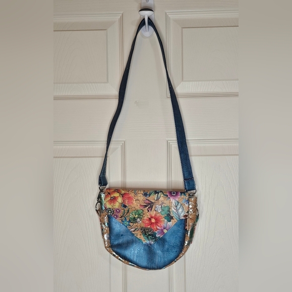 Sweet Pea Handbags - Handmade Cork & Floral Crossbody Bag | Adjustable Strap | Eco-Friendly